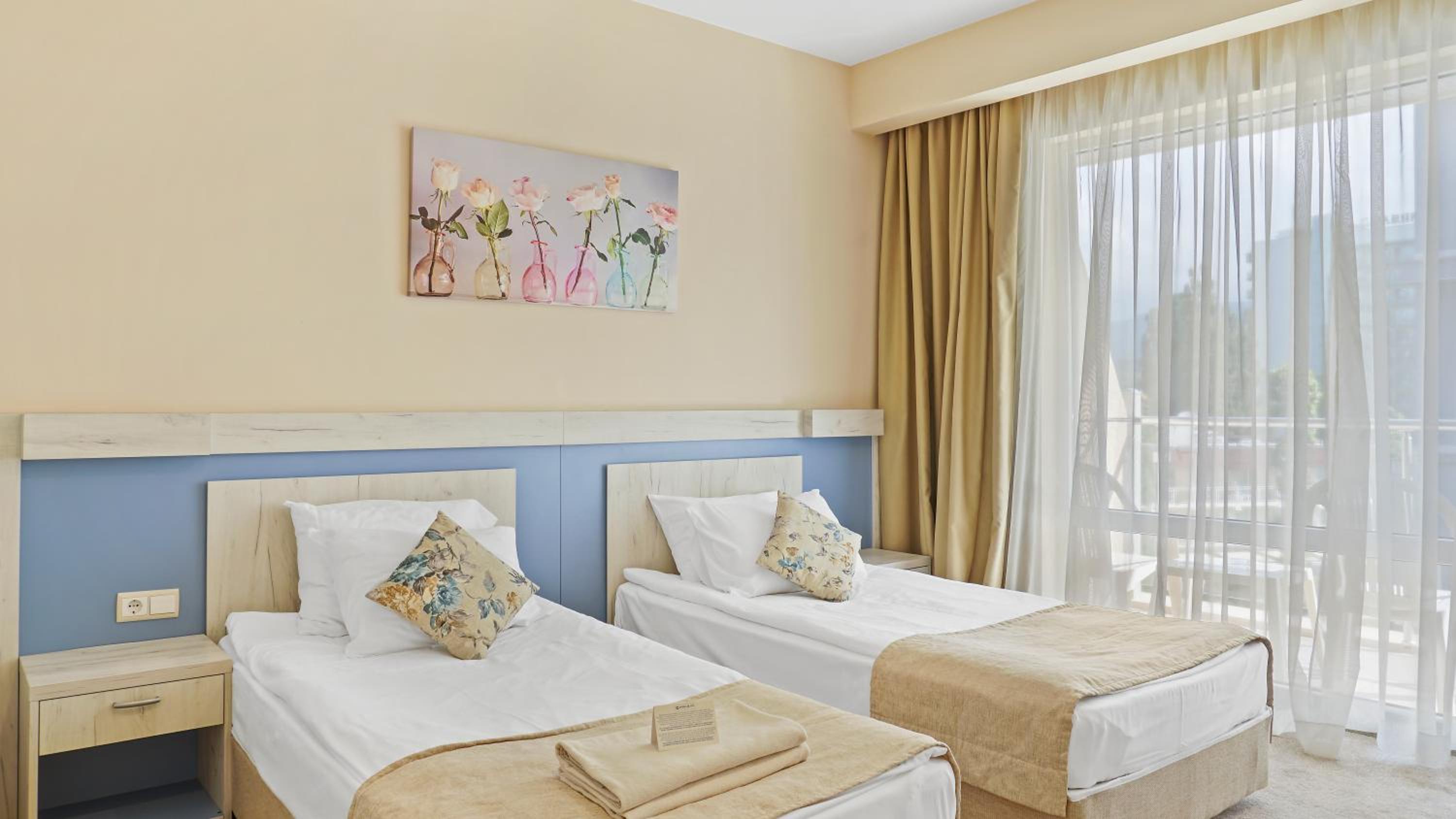 غرفة بريميوم بسرير مزدوج أو سريرين منفصلين، DIT Evrika Beach Club Hotel 3/9