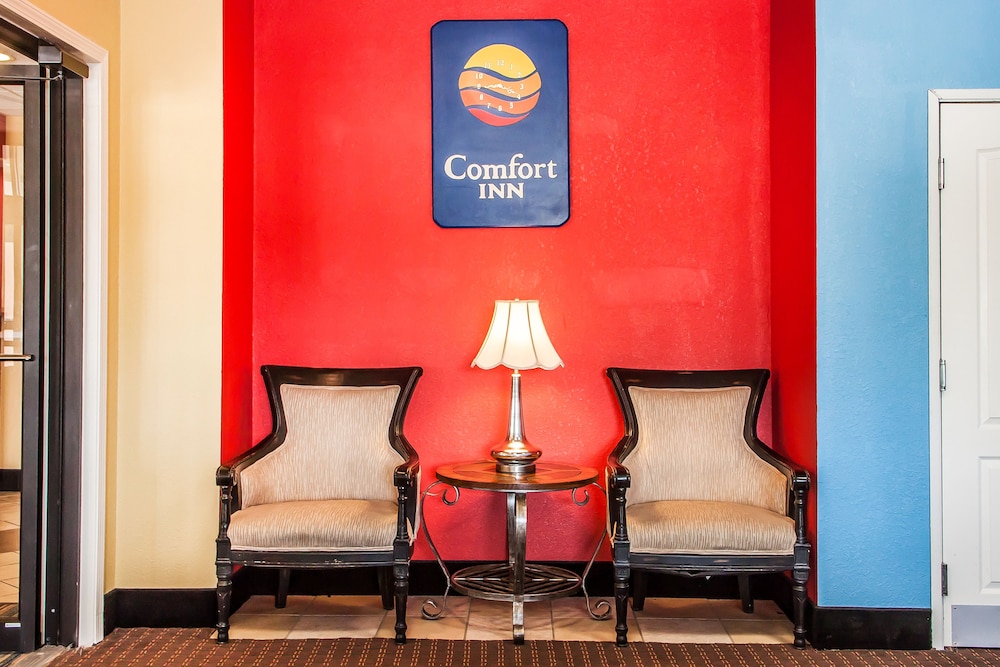 Comfort Inn & Suites Elk City South 27/37