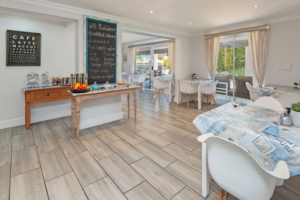 Oude Schuur Boutique 24/50