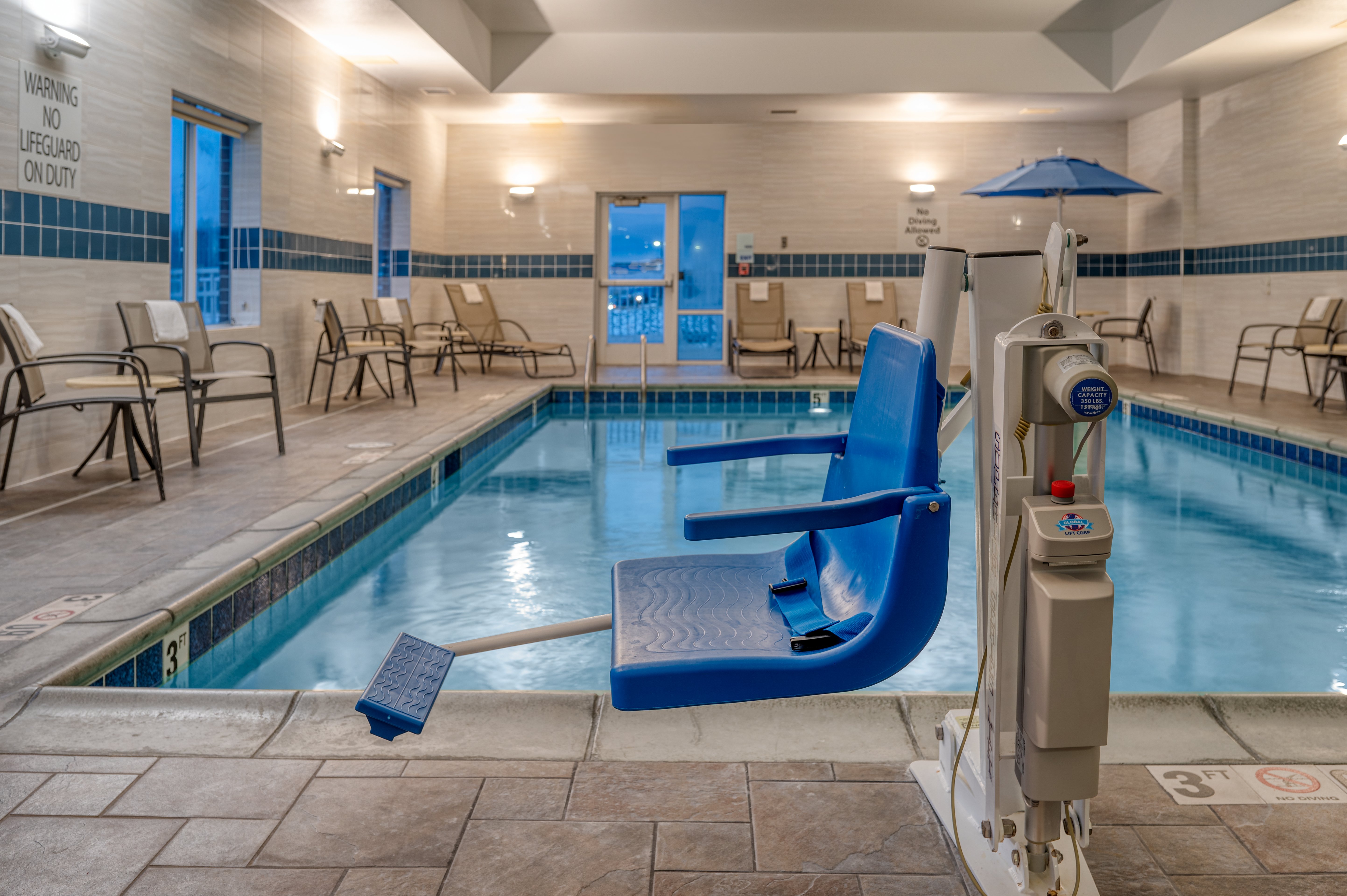 Holiday Inn Express Suites Edwardsville 20/45