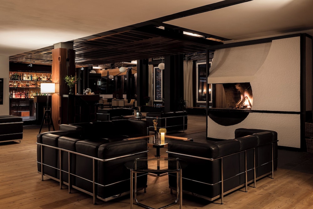 Boite Hotel 28/50
