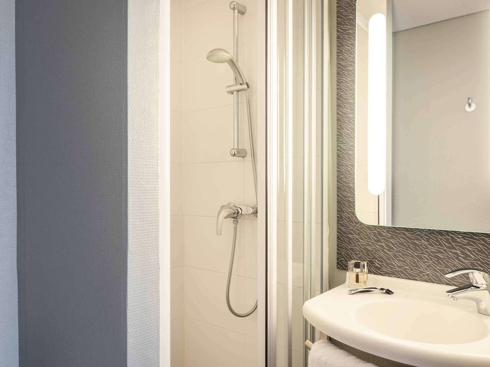 ibis Paris Levallois Perret 47/48