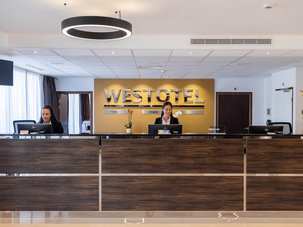 Westotel Pornic 8/50