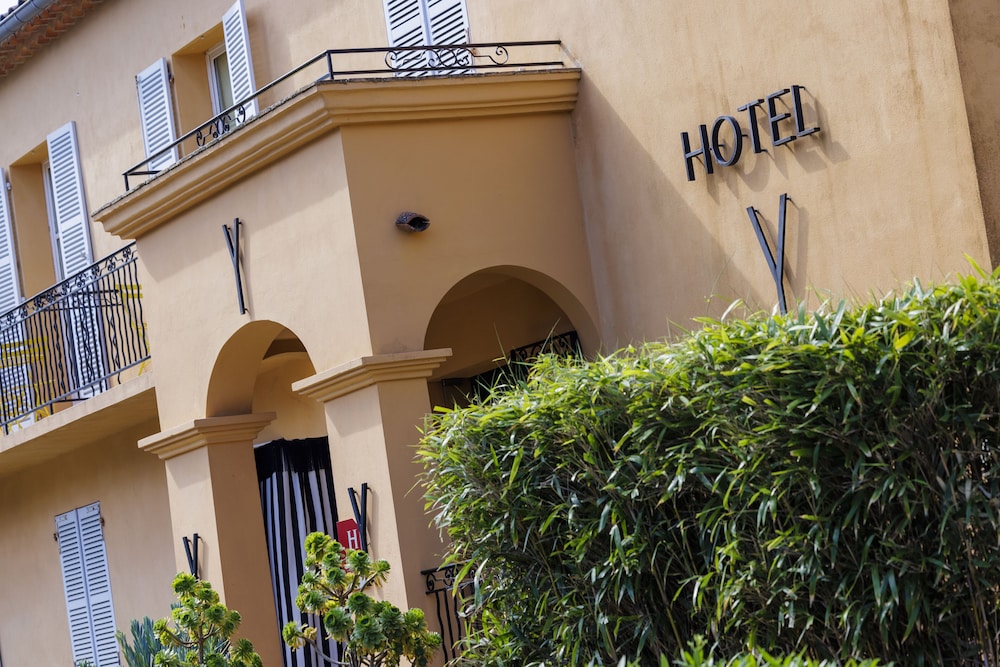 Hôtel Le Y 43/50