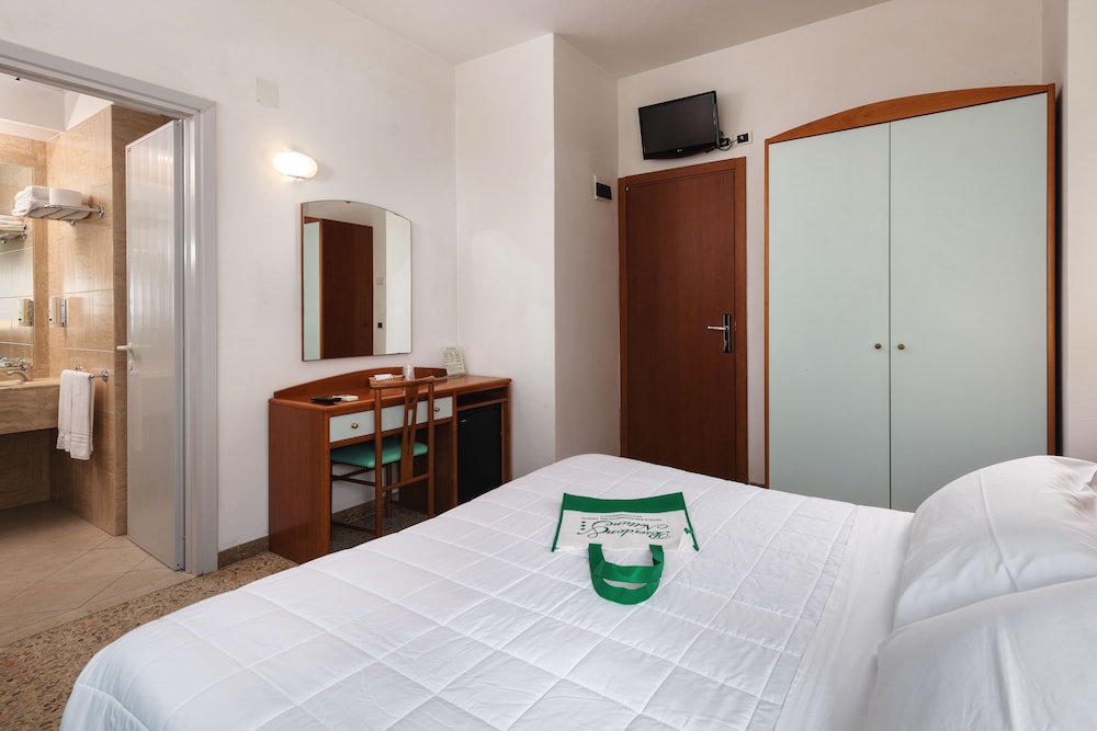 Hotel Poseidon & Nettuno 11/63