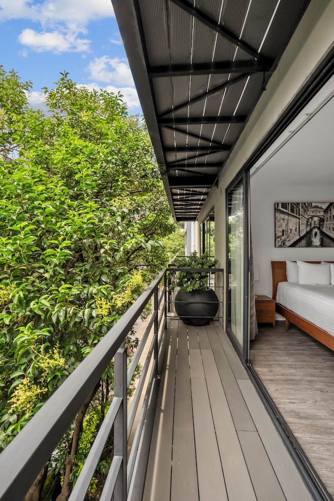 Armonik Suites 5/66