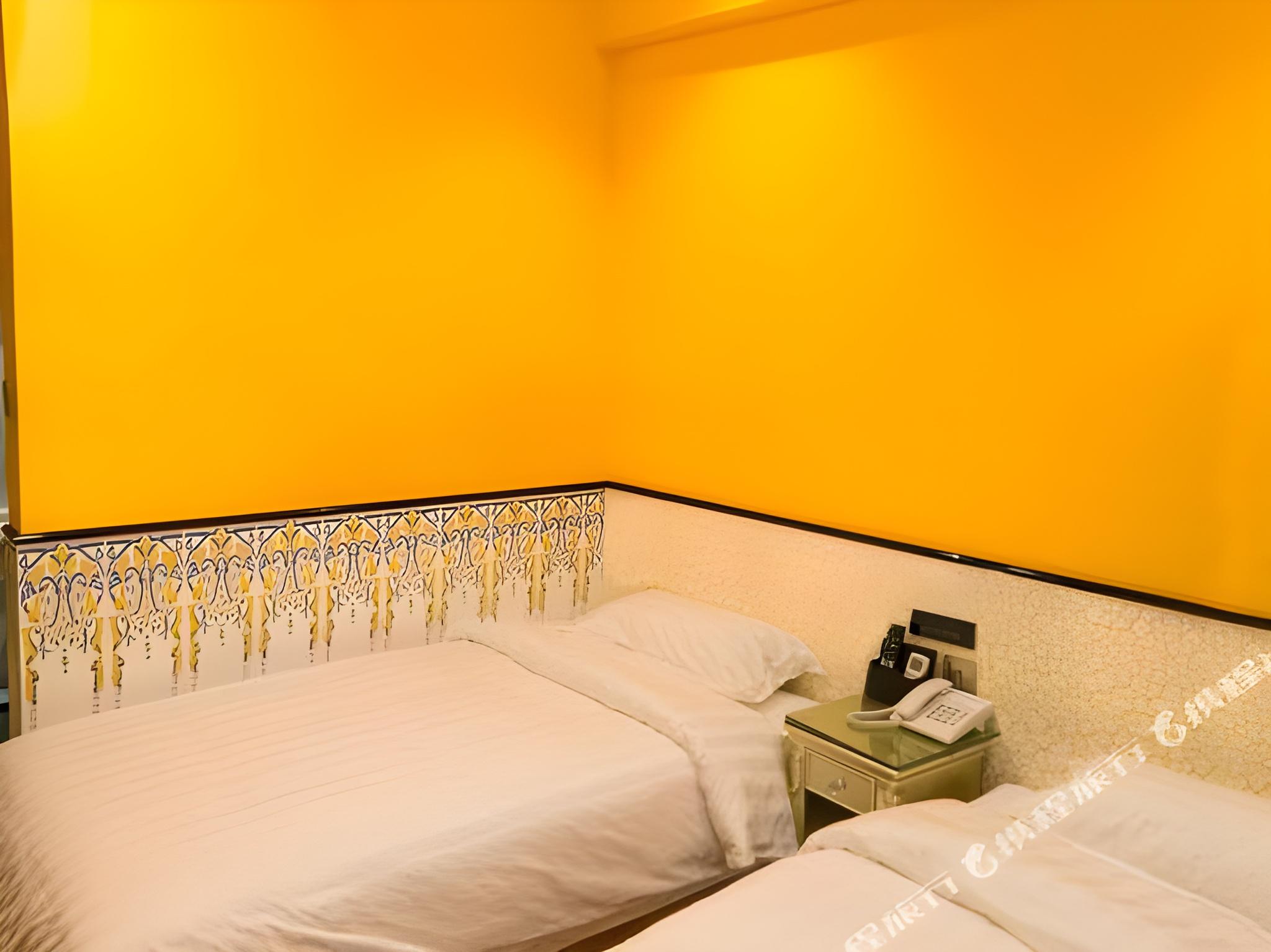 Billion Family Inn 13/25
