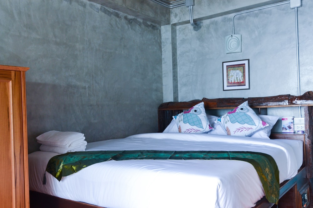 STANDARD, KING BED, SEA VIEW