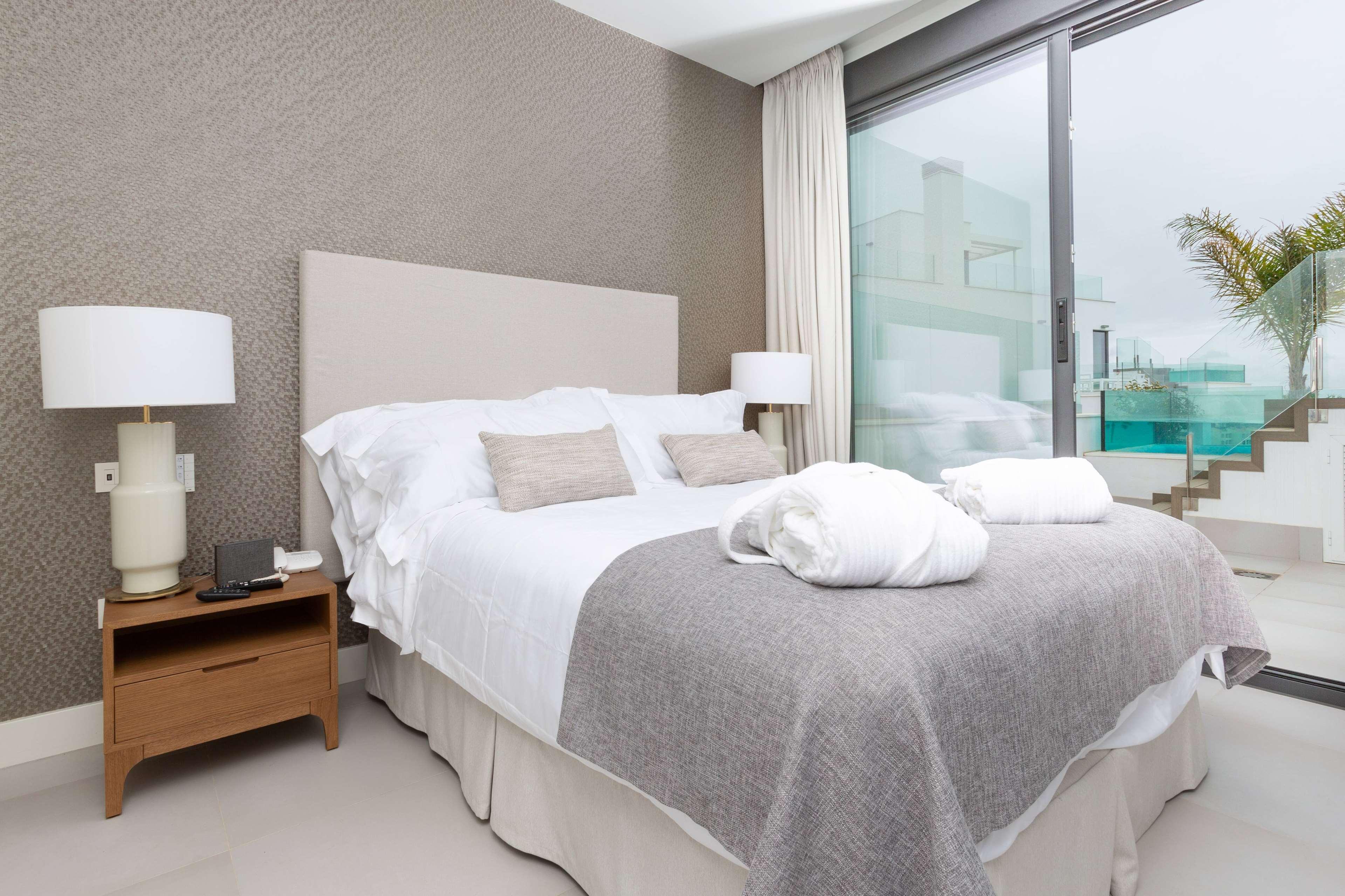 Luxury Two Bedroom Suite Private Pool and Sea View 2+2، Wyndham Grand Costa del Sol 7/8