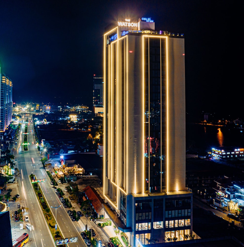 THE WATSON PREMIUM HALONG HOTEL 2/50