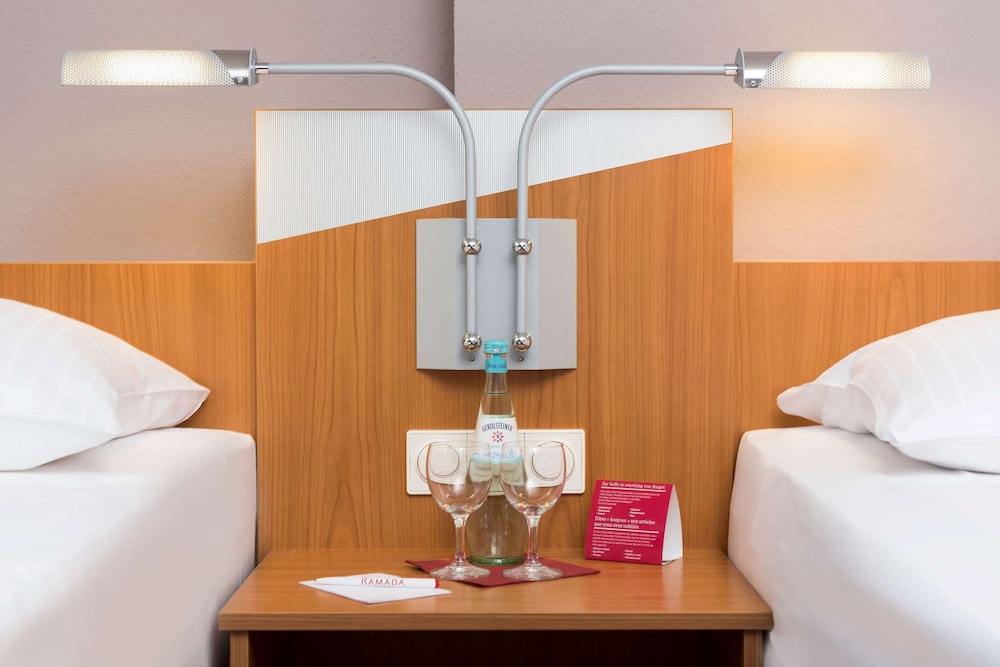 Ramada by Wyndham Hannover 8/43