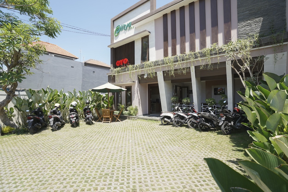 Super Capital O 2166 Elitya Stay 19/21