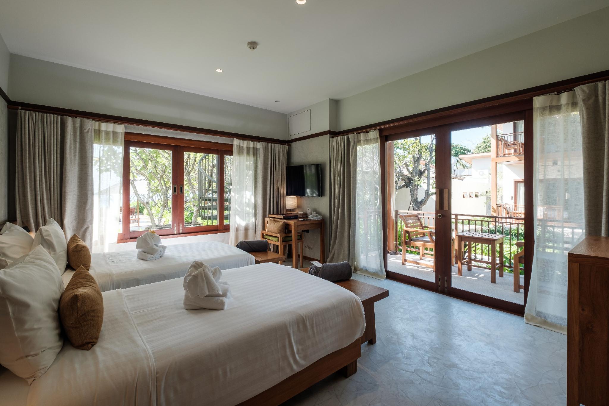 2 Bedrooms, Premium, King and Twin Beds, Sea View, Rooftop Deck
