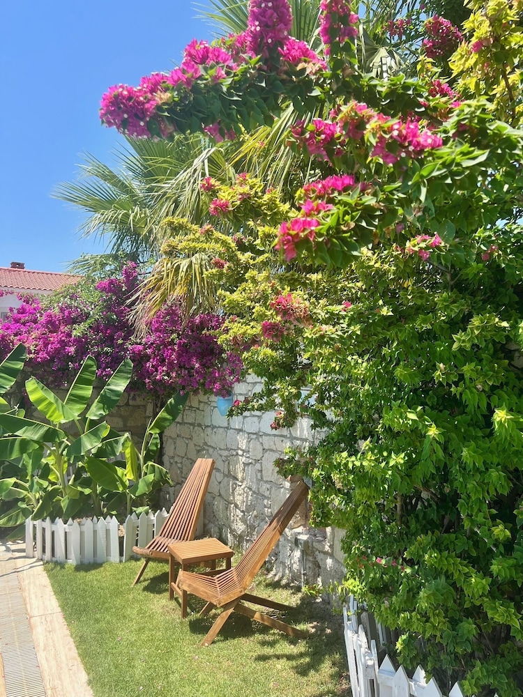 Windmill Alacati Boutique Hotel 38/44