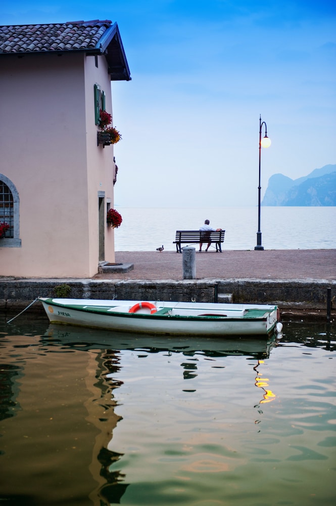 Hotel Benaco 47/50