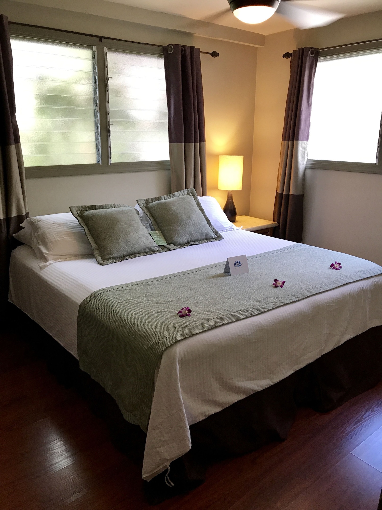 1 BEDROOM, CLASSIC, SUITE, KITCHENETTE