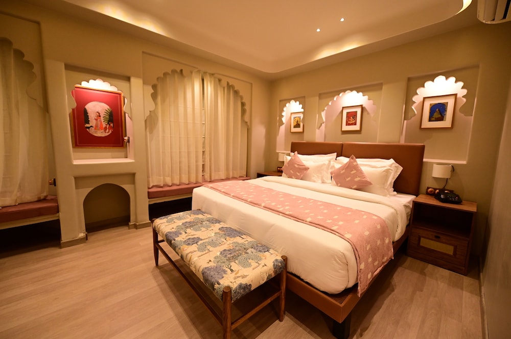 HOTEL POONAM HAVELI 20/50