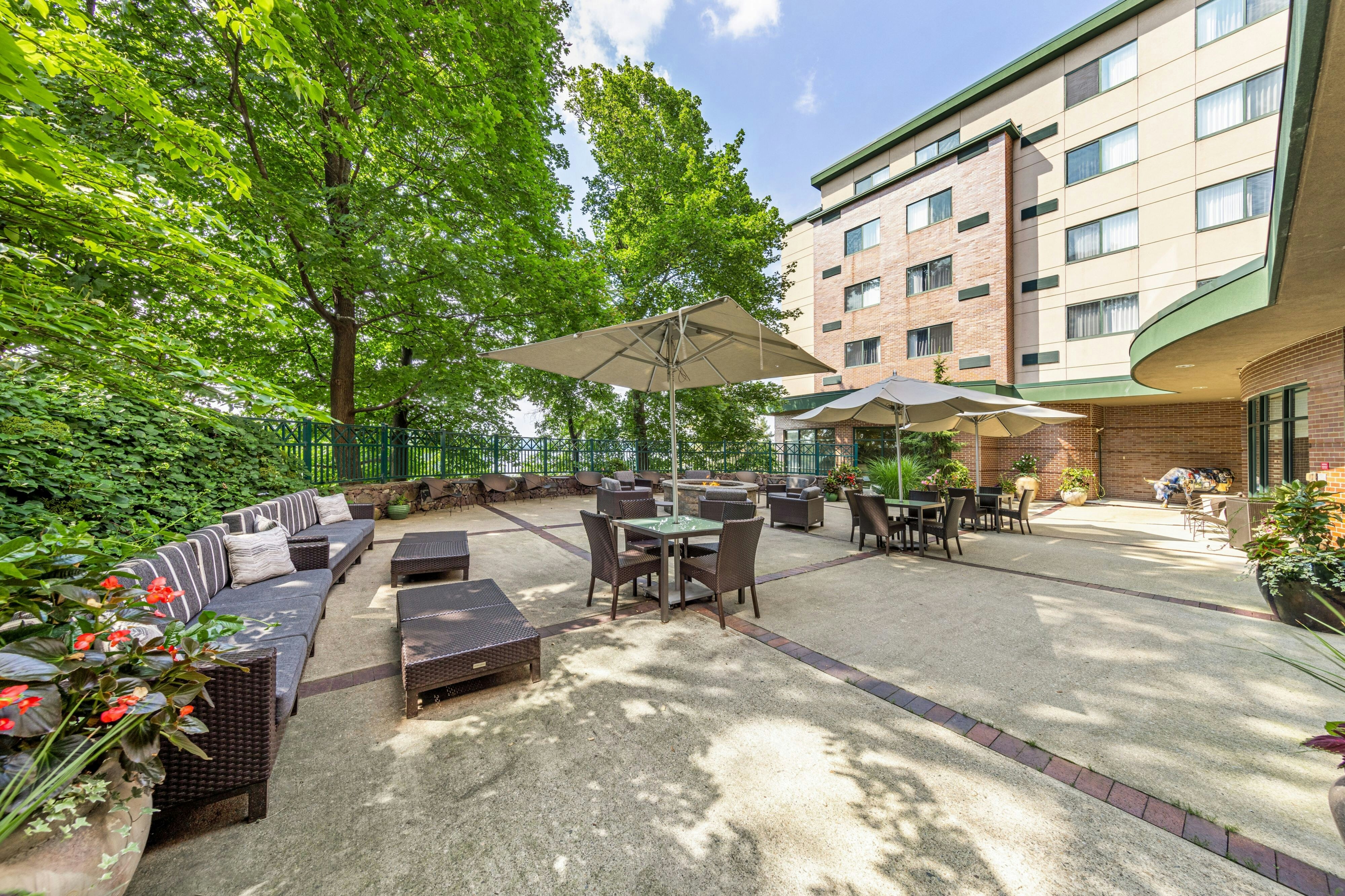 Courtyard by Marriott Boston Waltham 17/18