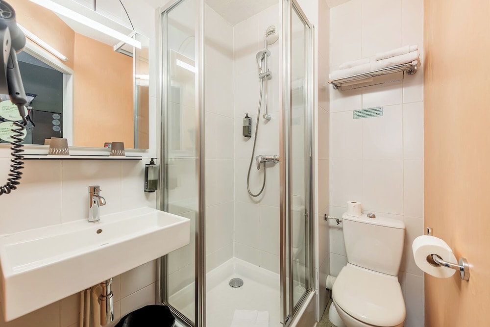 Ibis Styles Lyon Croix Rousse 57/59