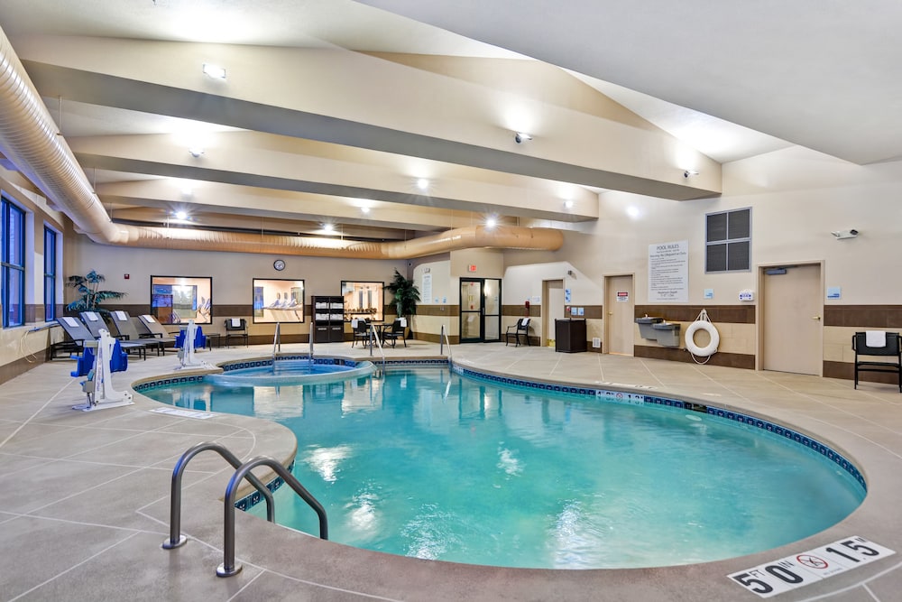 swimming pool spa