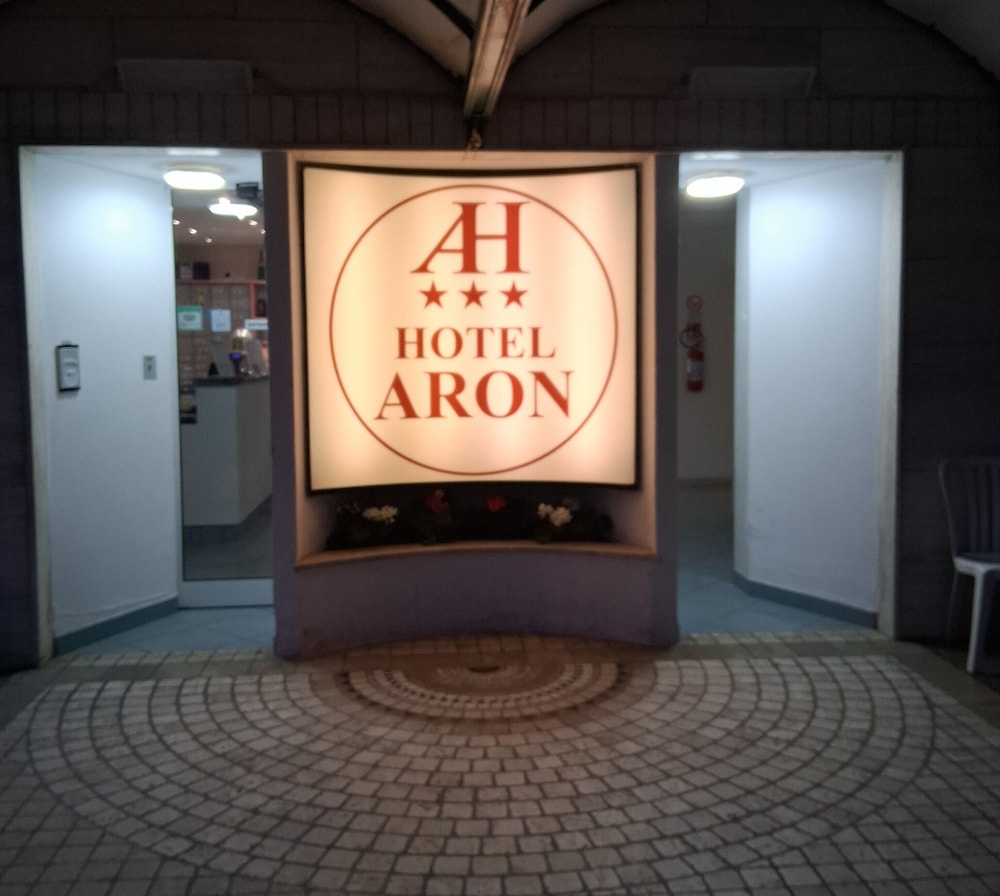 Hotel Aron 12/50