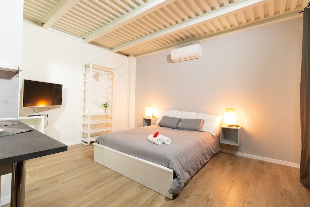 City, Apartment, Double Bed, Ground Floor