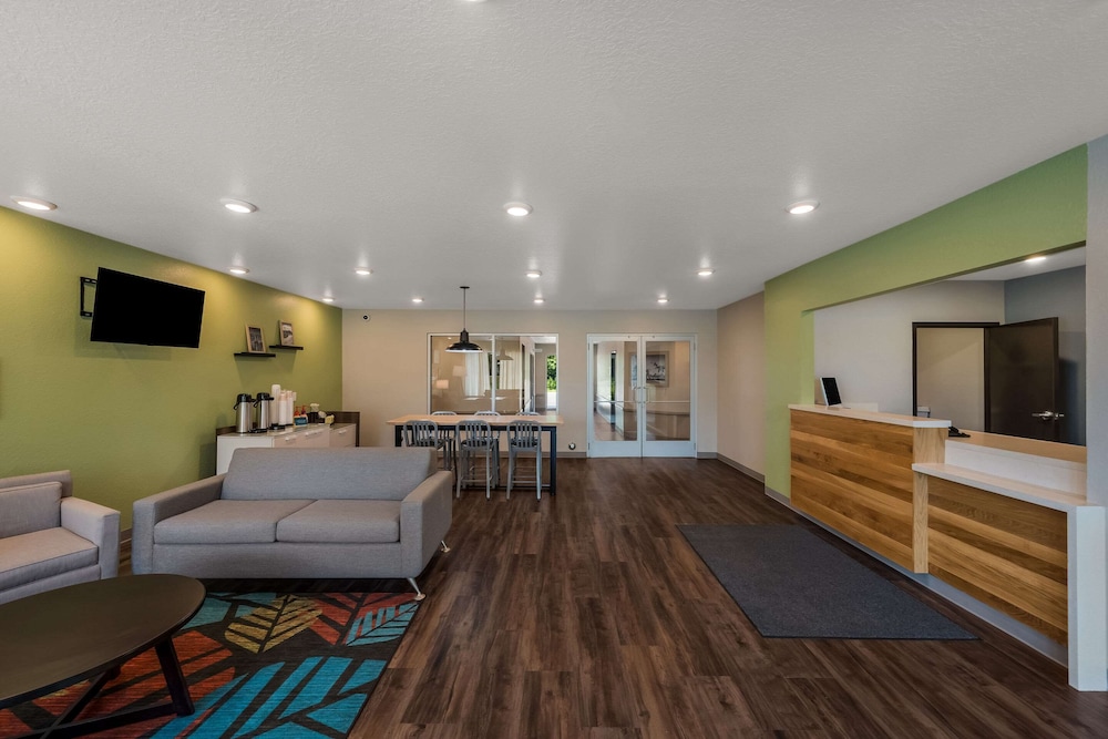 Woodspring Suites West Palm Beach 5/19