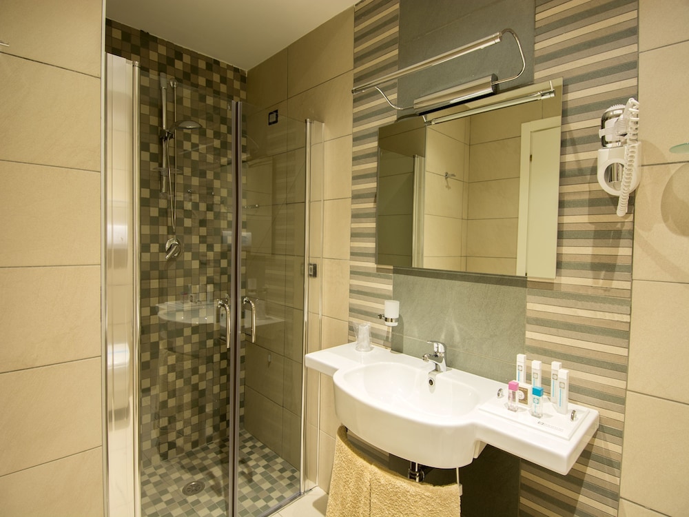 ERACLE HOTEL 18/61