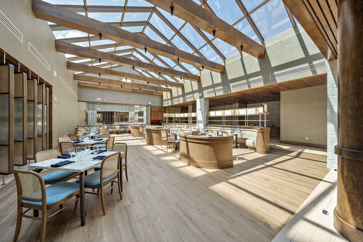restaurant cafeteria
