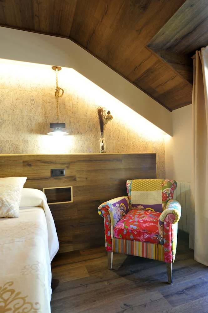 Hotel Vall d'Aneu 43/63