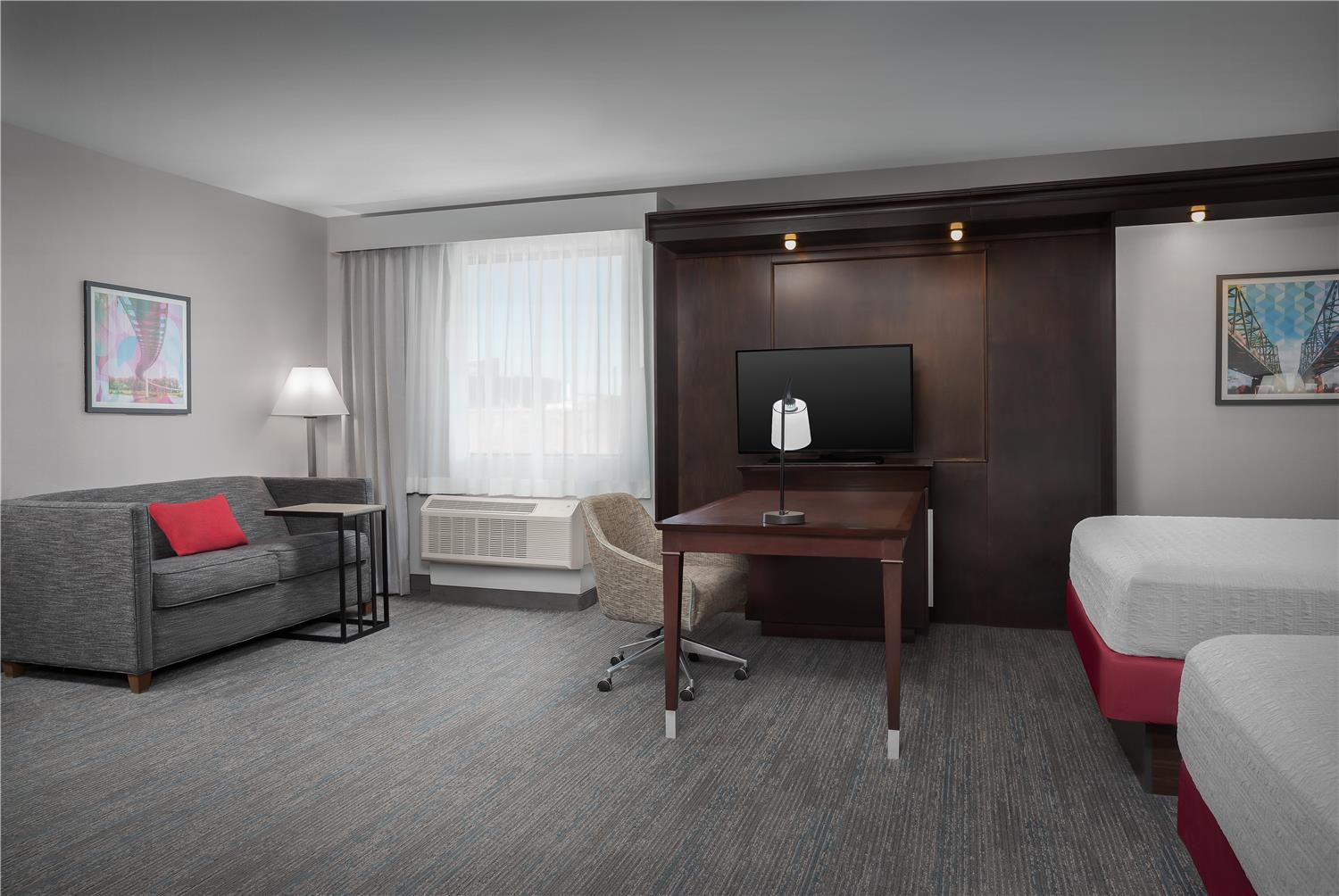 Hampton Inn Suites By Hilton Omaha Downtown 30/46