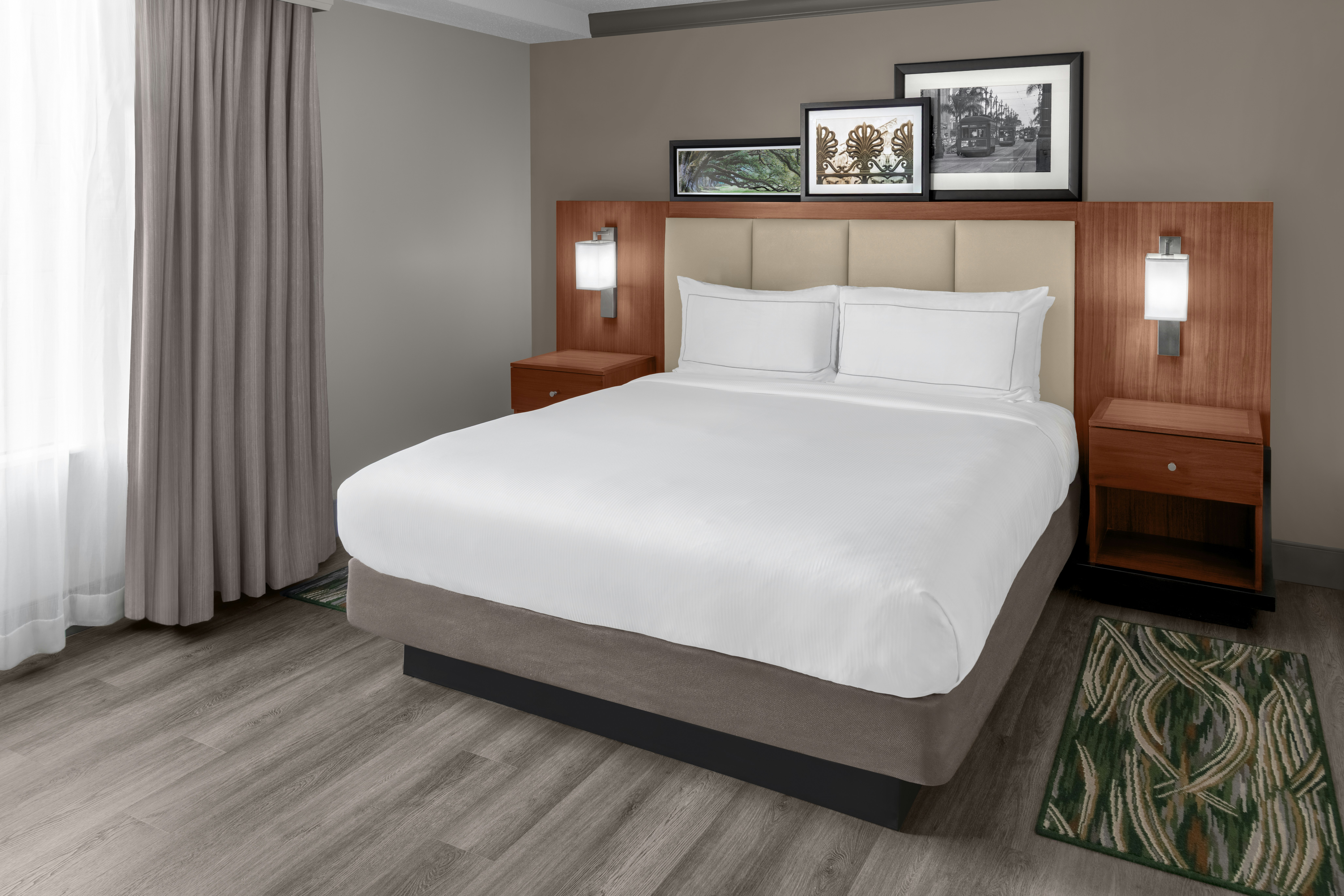ROOM, KING BED, ACCESSIBLE