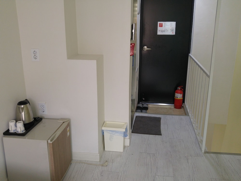 Myeongdong Artmonstay Guesthouse 58/74