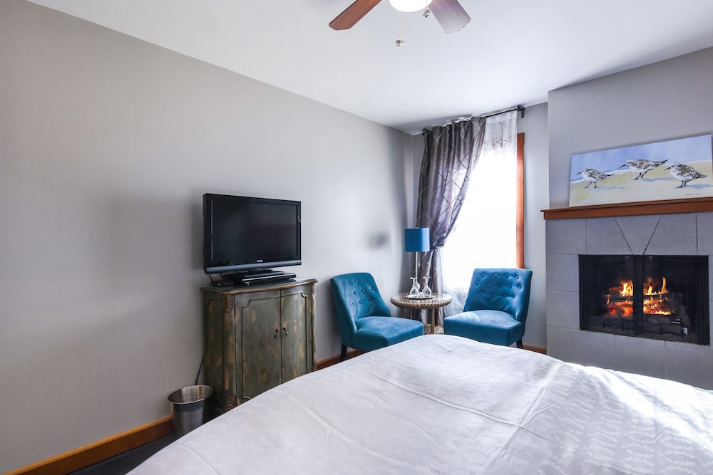 The Wild Iris Inn 14/50