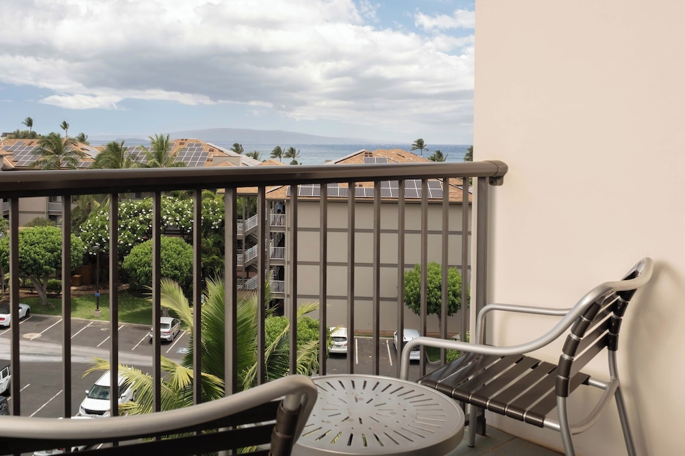 Maui Coast Hotel 6/71