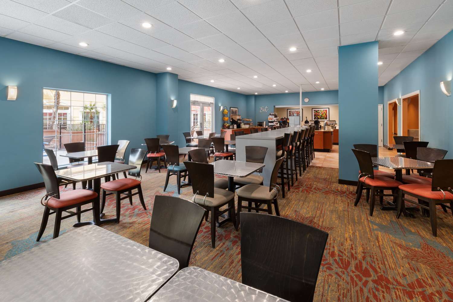 restaurant cafeteria