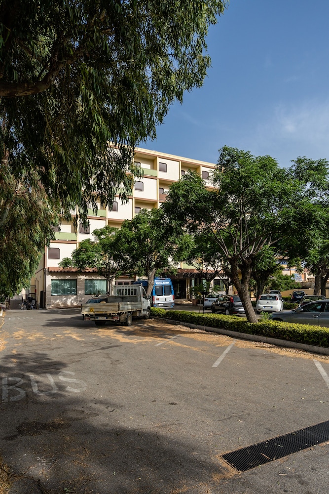 Europa Palace Hotel 36/38