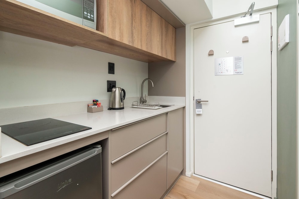 Habitat Aparthotel by Totalstay 52/55