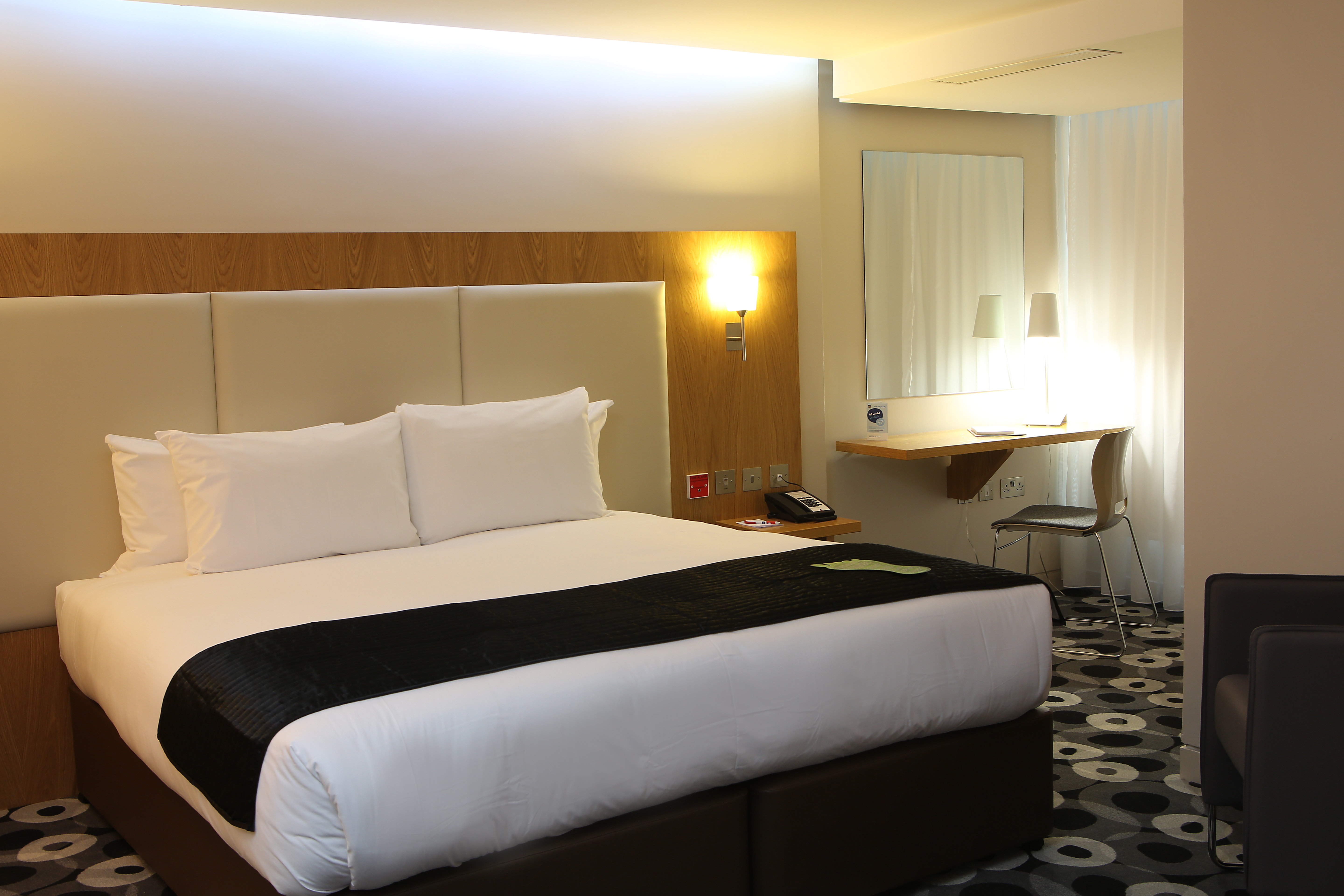 Holiday Inn Sittingbourne 9/50