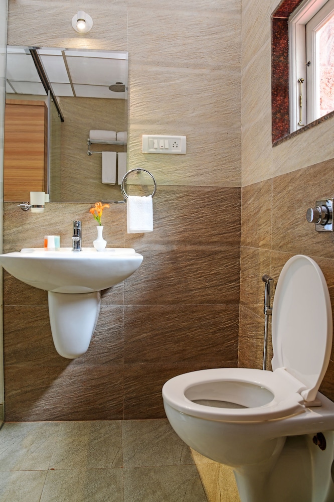 Regenta Place Green Leaf Mahabaleshwar 36/37