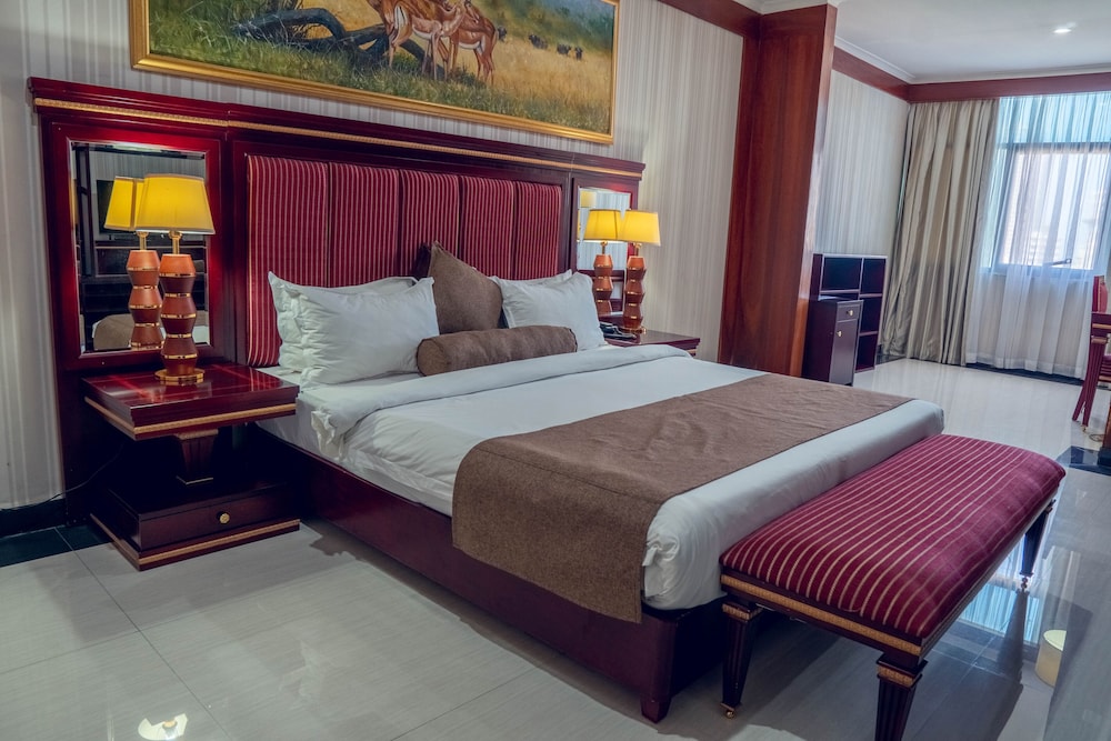Presidential, Suite, King Bed, Executive Level, 2 Bathrooms