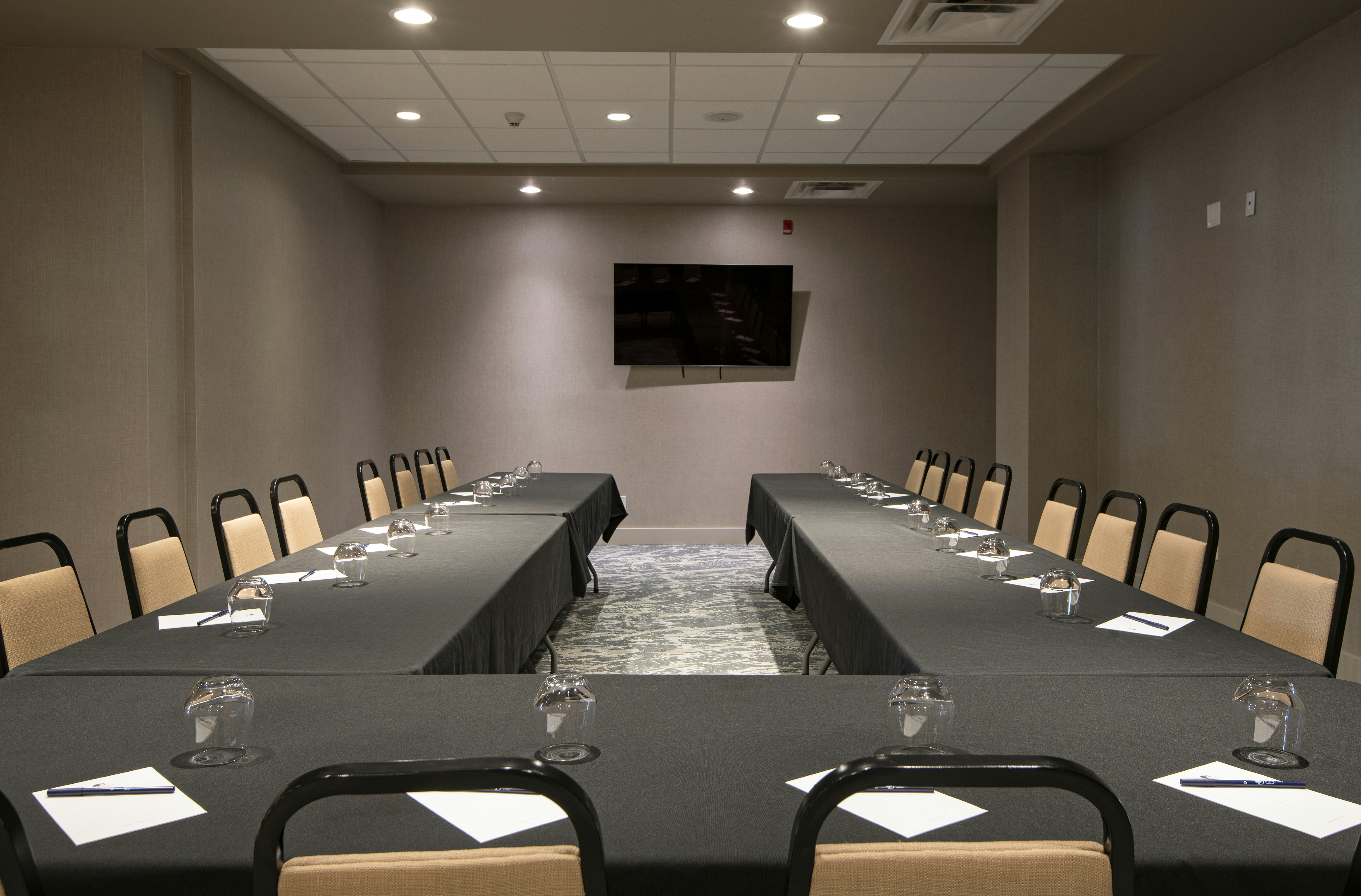 Doubletree By Hilton Kamloops 31/43