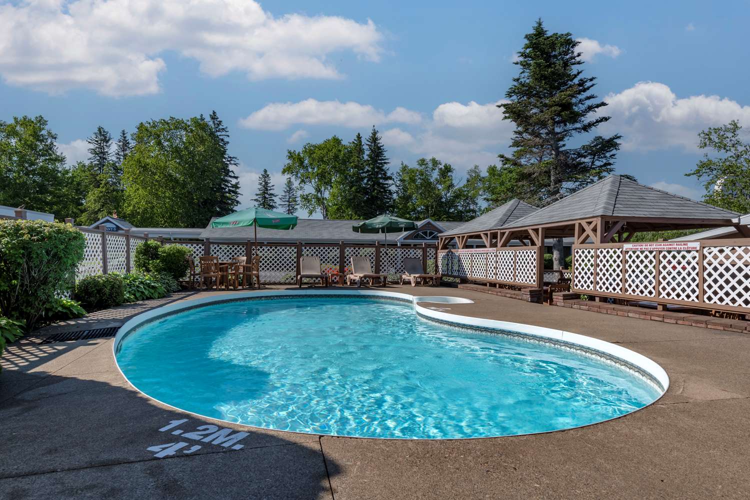 Dannys Hotel Suites Surestay Collection By Best Western 46/47