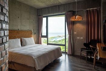 Standard, Sea View