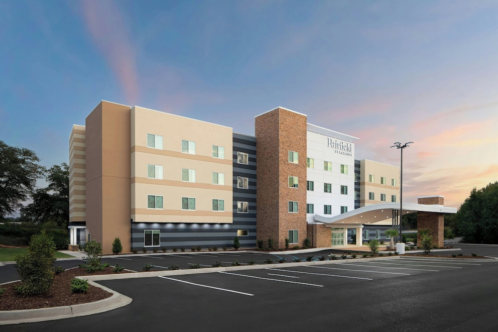 Fairfield By Marriott Inn & Suites Piedmont Greenville 1/25