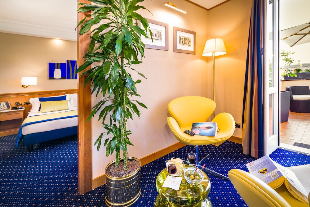 Diocleziano Hotel 80/93