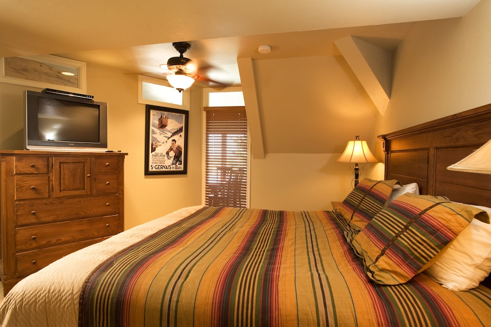 Lodge At Mountain Village 30/77