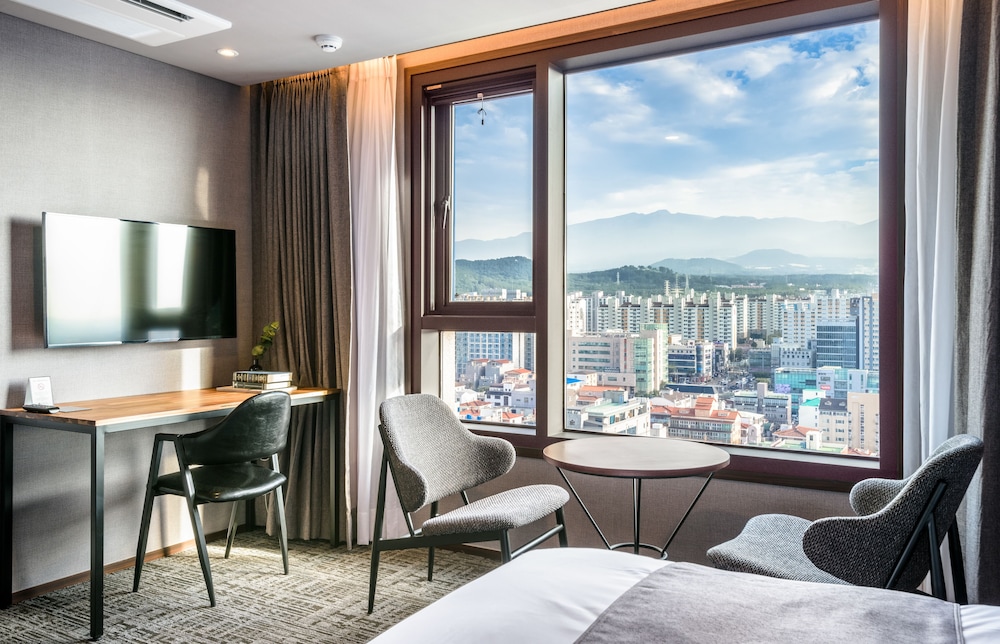 Hotel With Jeju 35/43