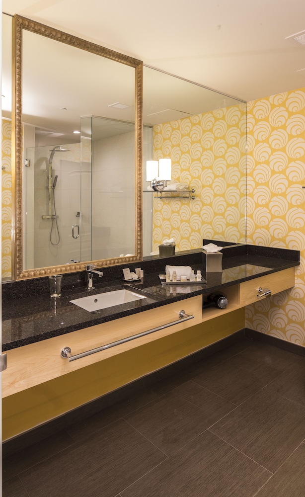 Hotel Indigo Pittsburgh East Liberty 6/37