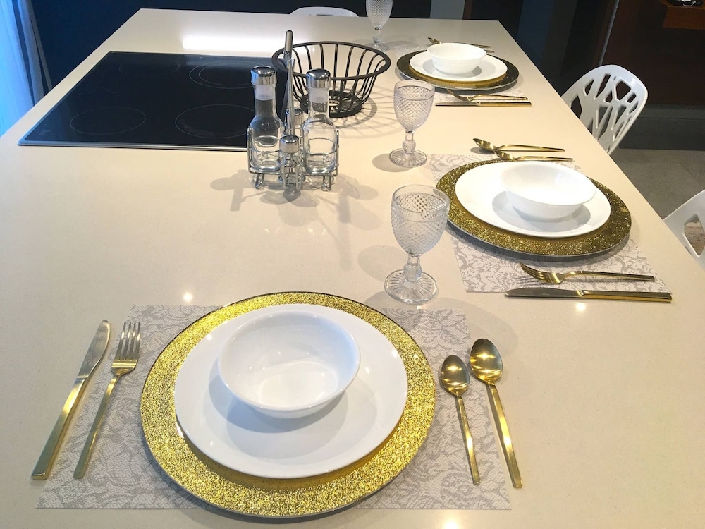 IT Boutique Hotel and Restaurant 56/73